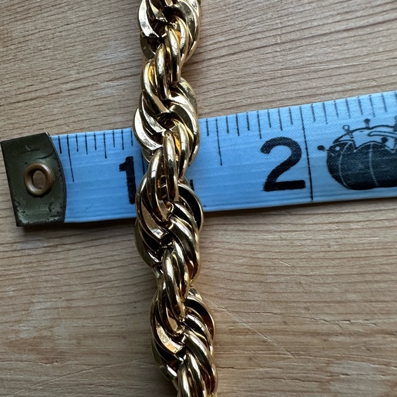 Gold Rope Chunky Chain Necklace with Classic Rope Design - Picture 10 of 15